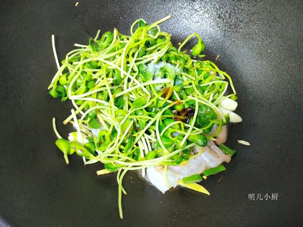 蝦仁炒豆苗的做法-家常味炒菜譜