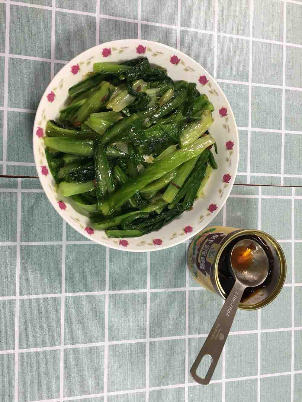 油麥菜加這種醬炒不比豆豉鯪魚油麥菜味道差的做法-其它口味炒菜譜-易網健康養生網 油麥菜加這種醬炒不比豆豉鯪魚油麥菜味道差的做法-其它口味炒菜譜