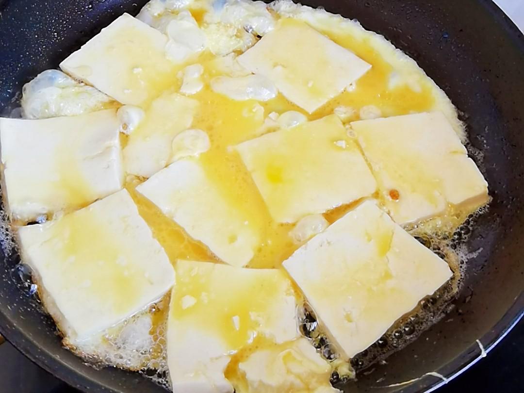 冬日暖胃家常菜－豆腐粉絲煲，葷素搭配，經(jīng)濟實惠又美味的做法-咸鮮味炒菜譜