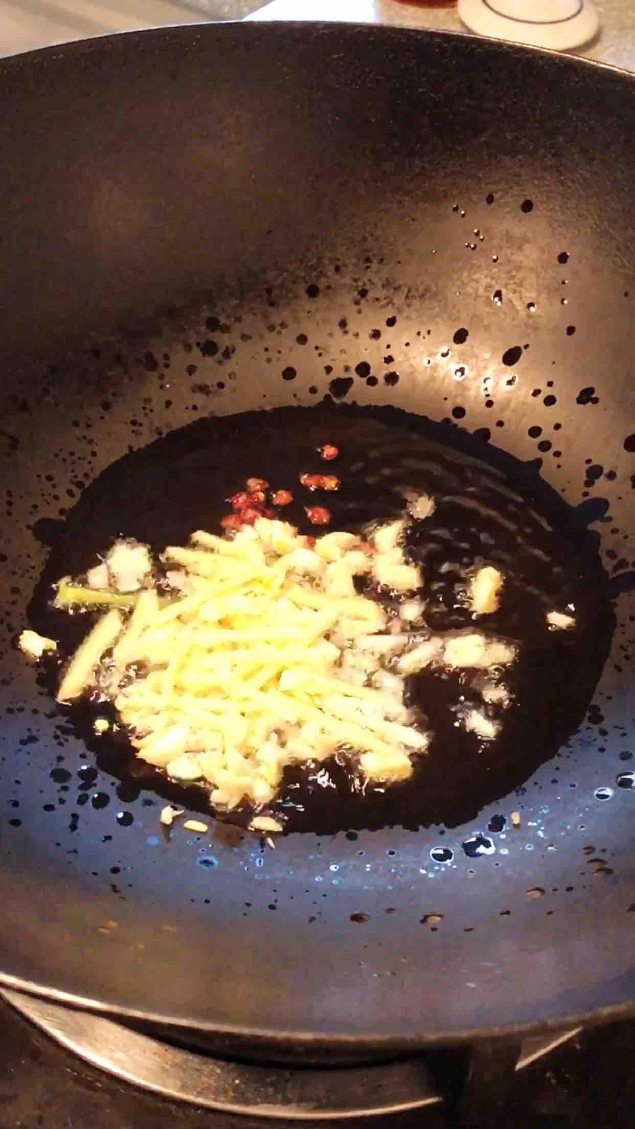 豆皮好吃做法的做法-香辣味炒菜譜