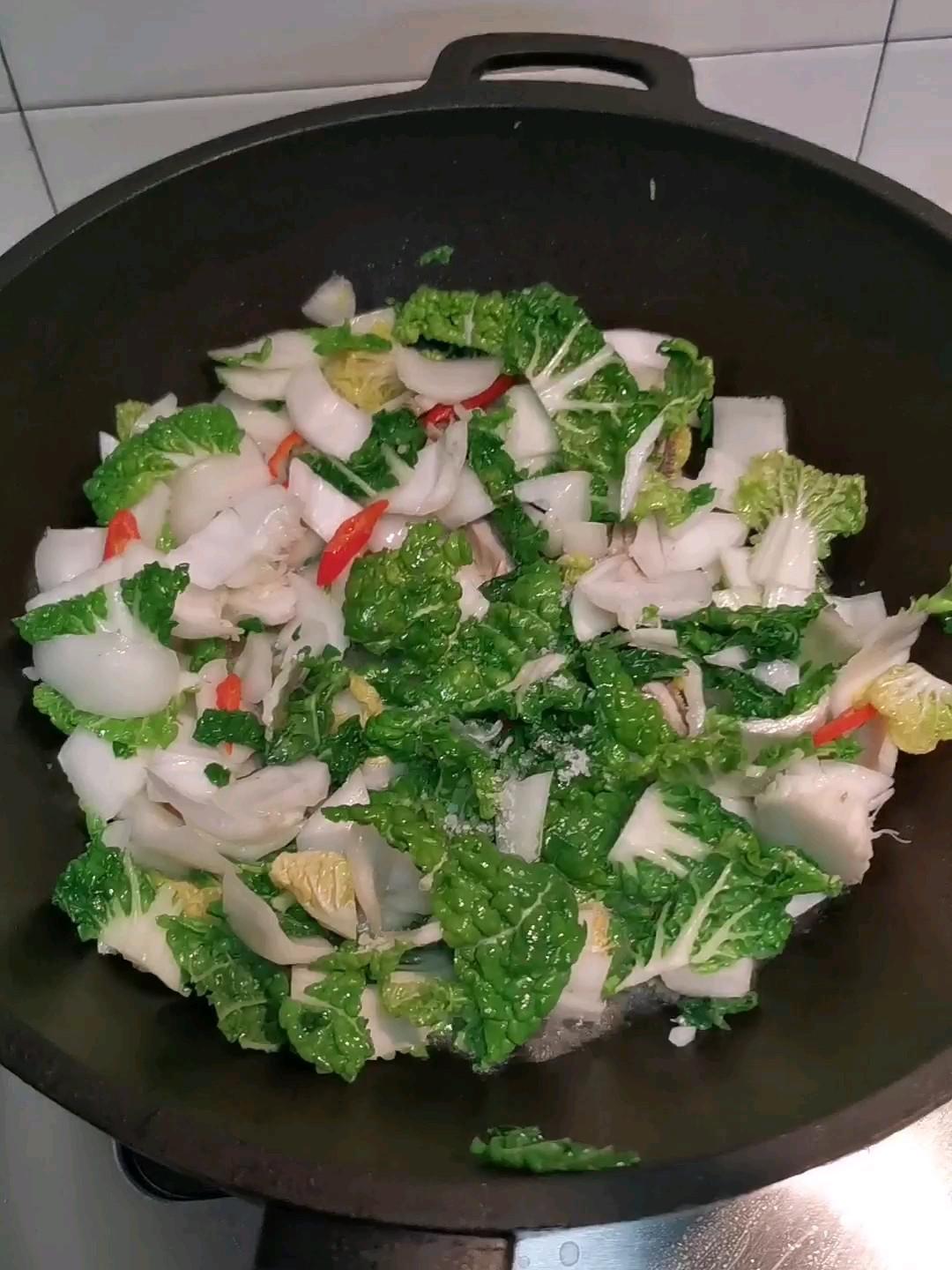 牛肚炒奶油白菜的做法-家常味炒菜譜