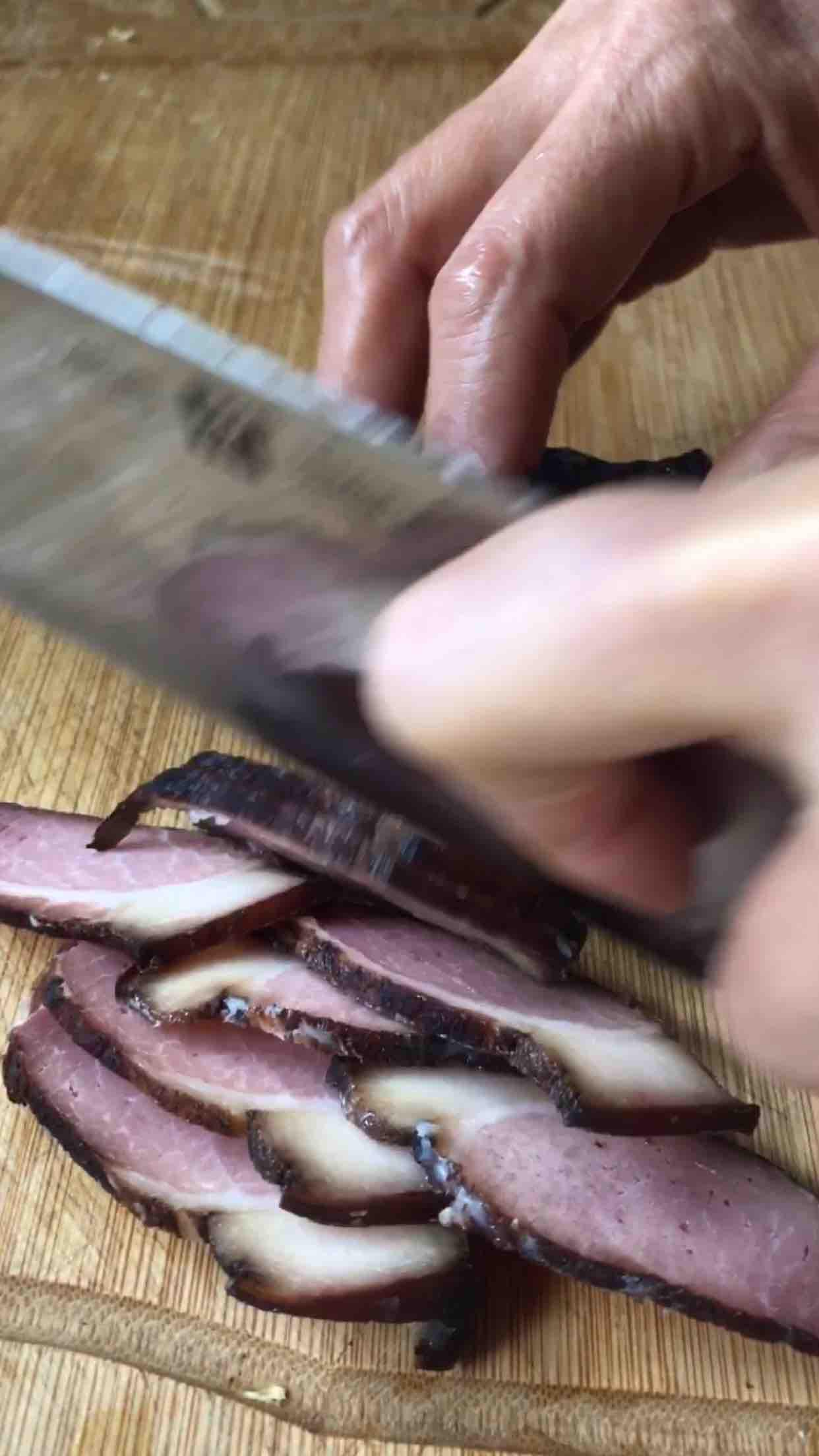 老臘肉豆皮的做法-家常味炒菜譜