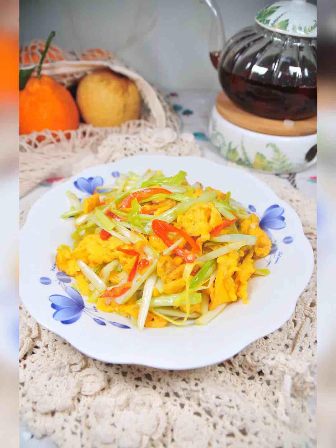 蒜黃炒雞蛋的做法-家常味炒菜譜