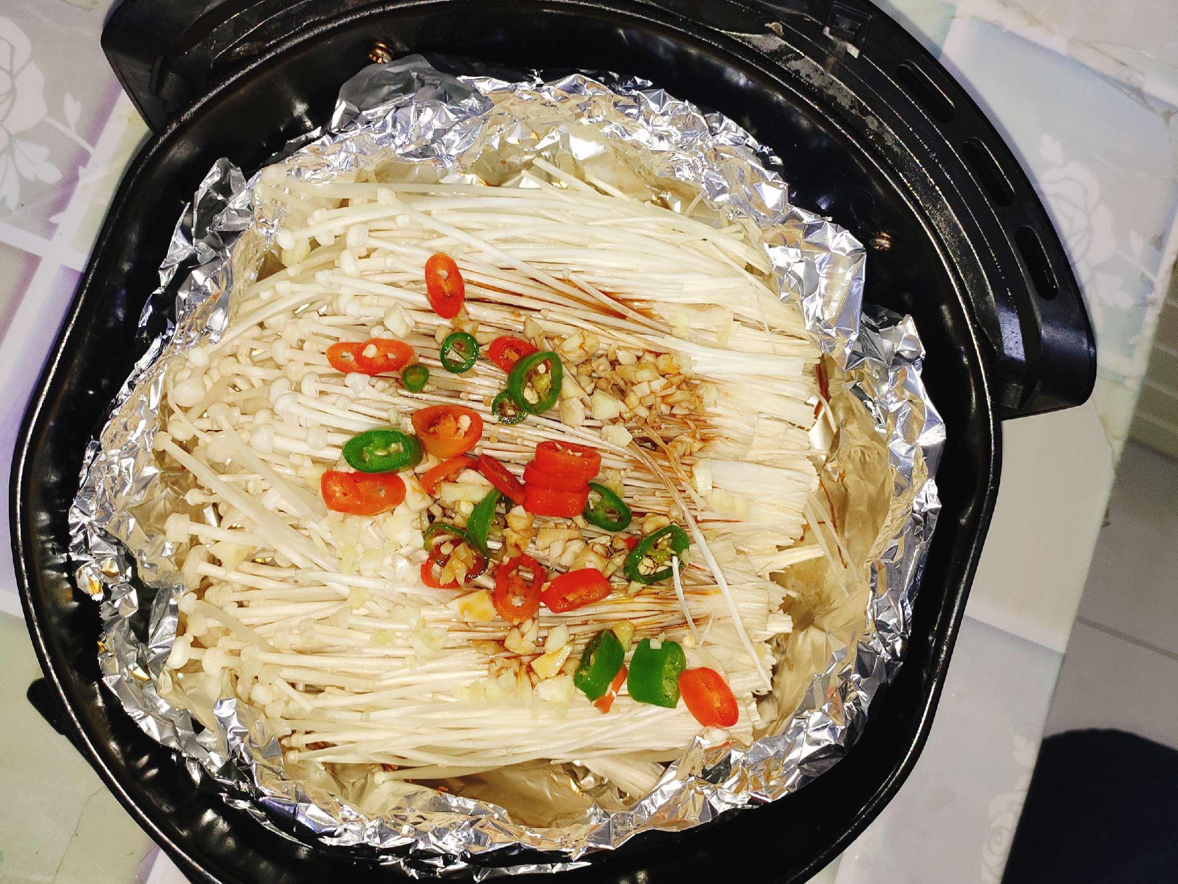 不放鹽的錫紙金針菇的做法-酸辣味燒菜譜