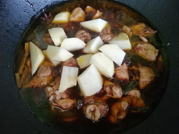 黃燜雞的做法-家常味燉菜譜