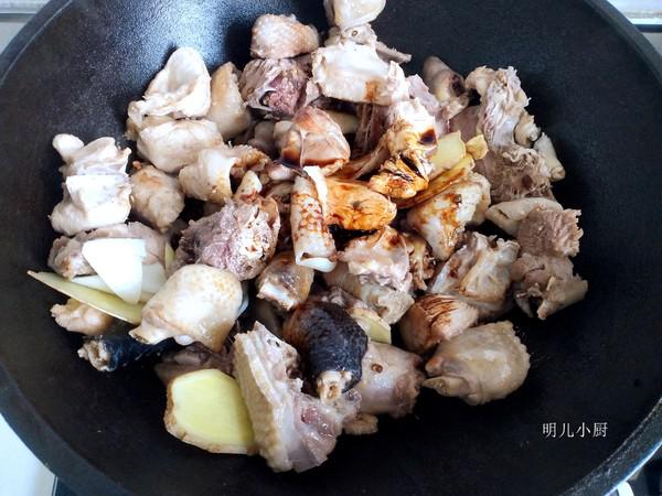 大盤(pán)雞的做法-家常味燉菜譜