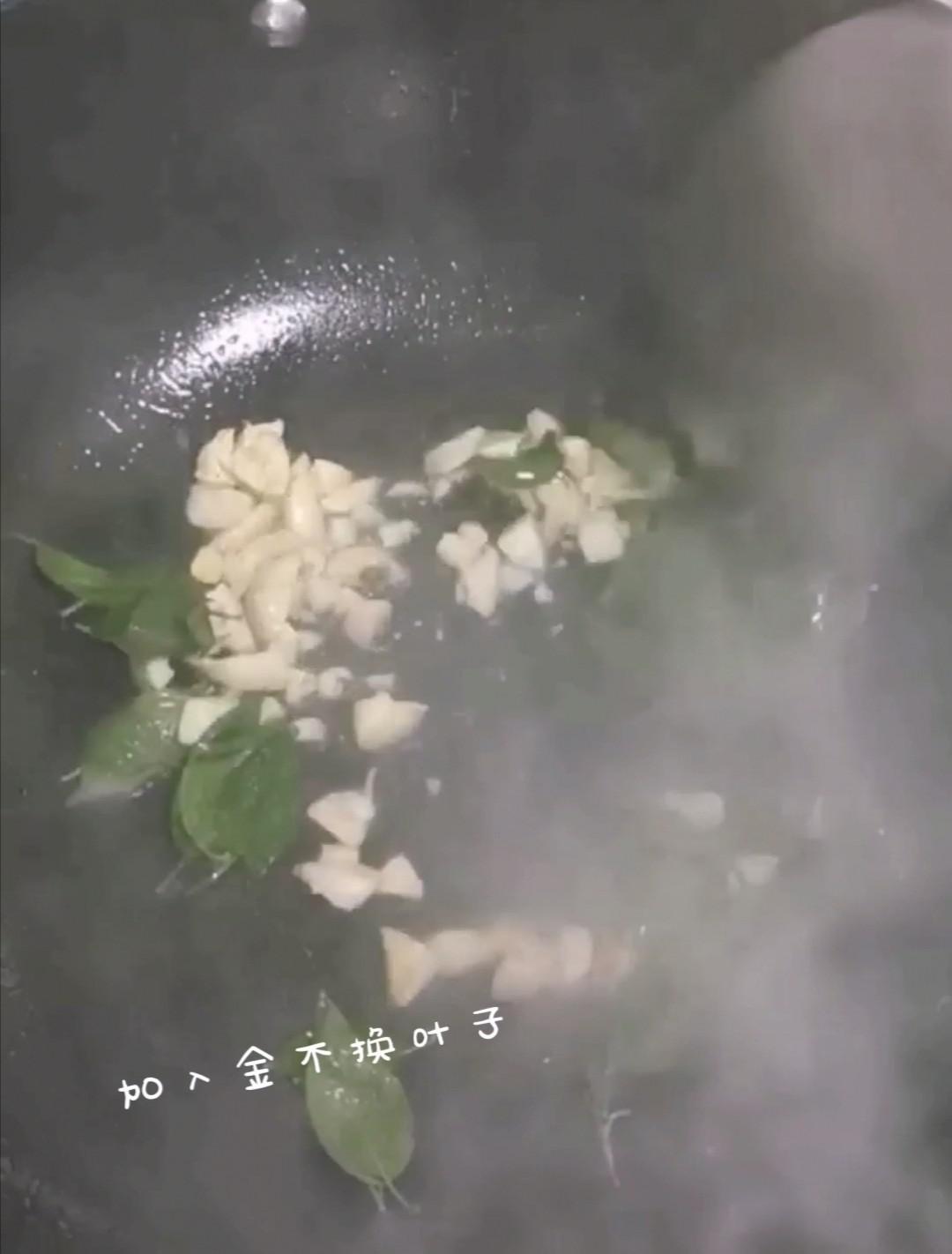 金不換煎大蝦的做法-咸鮮味煎菜譜