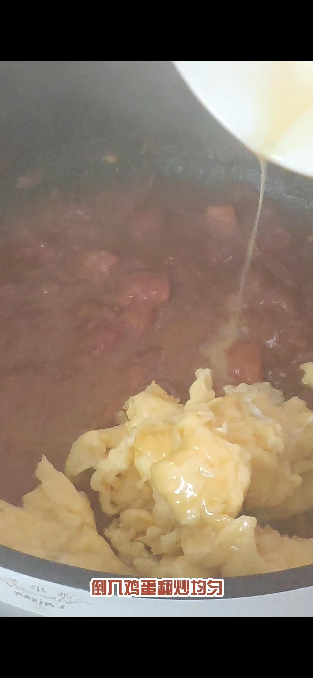 番茄炒蛋，簡(jiǎn)單快手下飯菜的做法-家常味炒菜譜