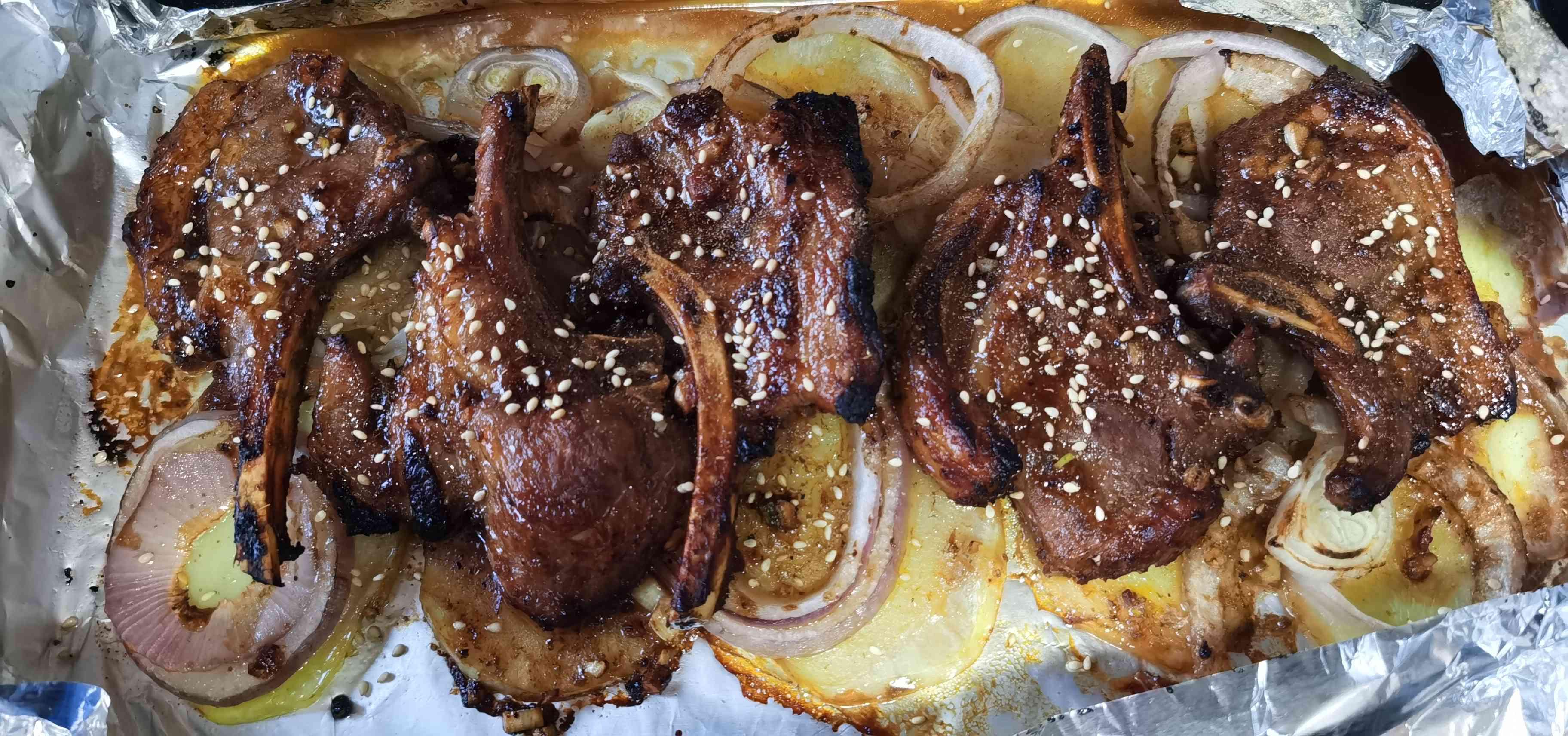 法式烤羊排的做法-蒜香味烤菜譜