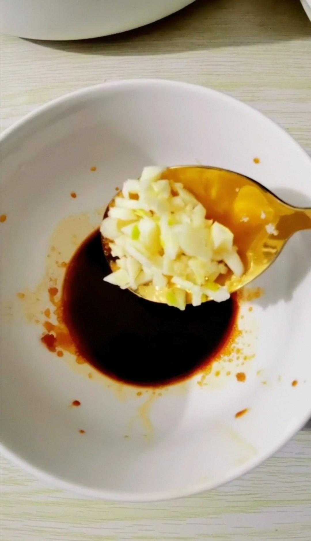 紅燒茄子的做法-咸鮮味燒菜譜