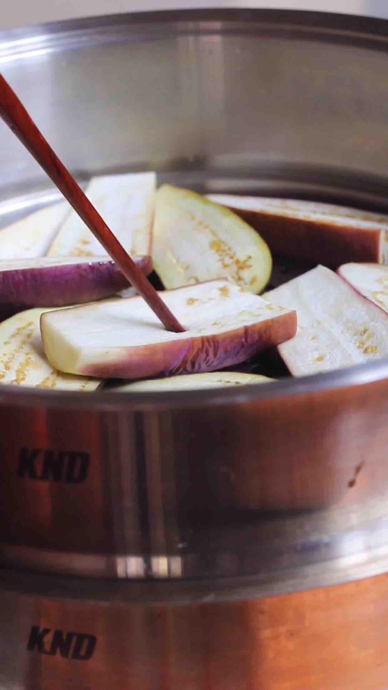 油淋風味茄子的做法-蒜香味蒸菜譜-易網(wǎng)健康養(yǎng)生網(wǎng) 油淋風味茄子的做法-蒜香味蒸菜譜