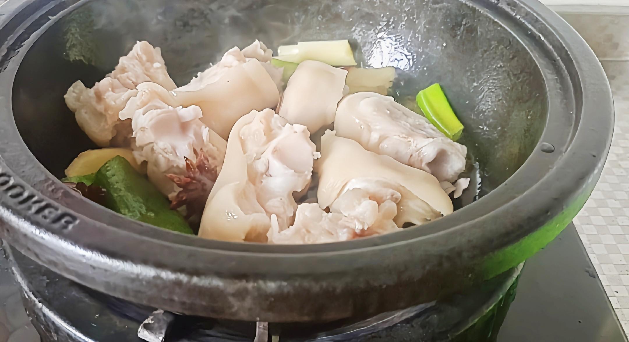 豬蹄這樣做，軟嫩香爛越啃越過癮…腐乳花生燉豬蹄的做法-咸鮮味燉菜譜