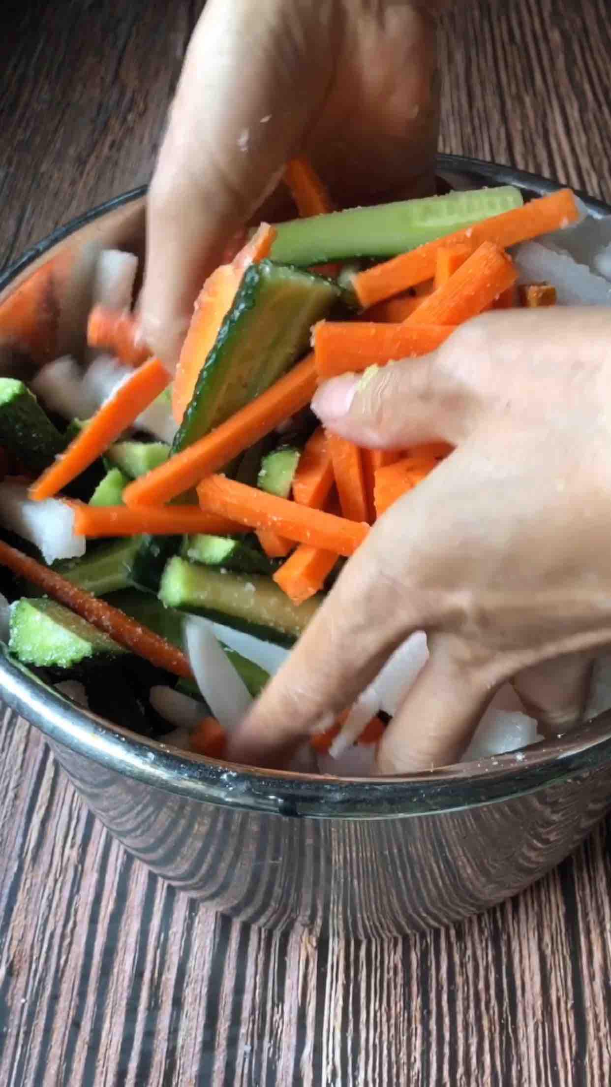 香辣黃瓜小菜的做法-香辣味腌菜譜