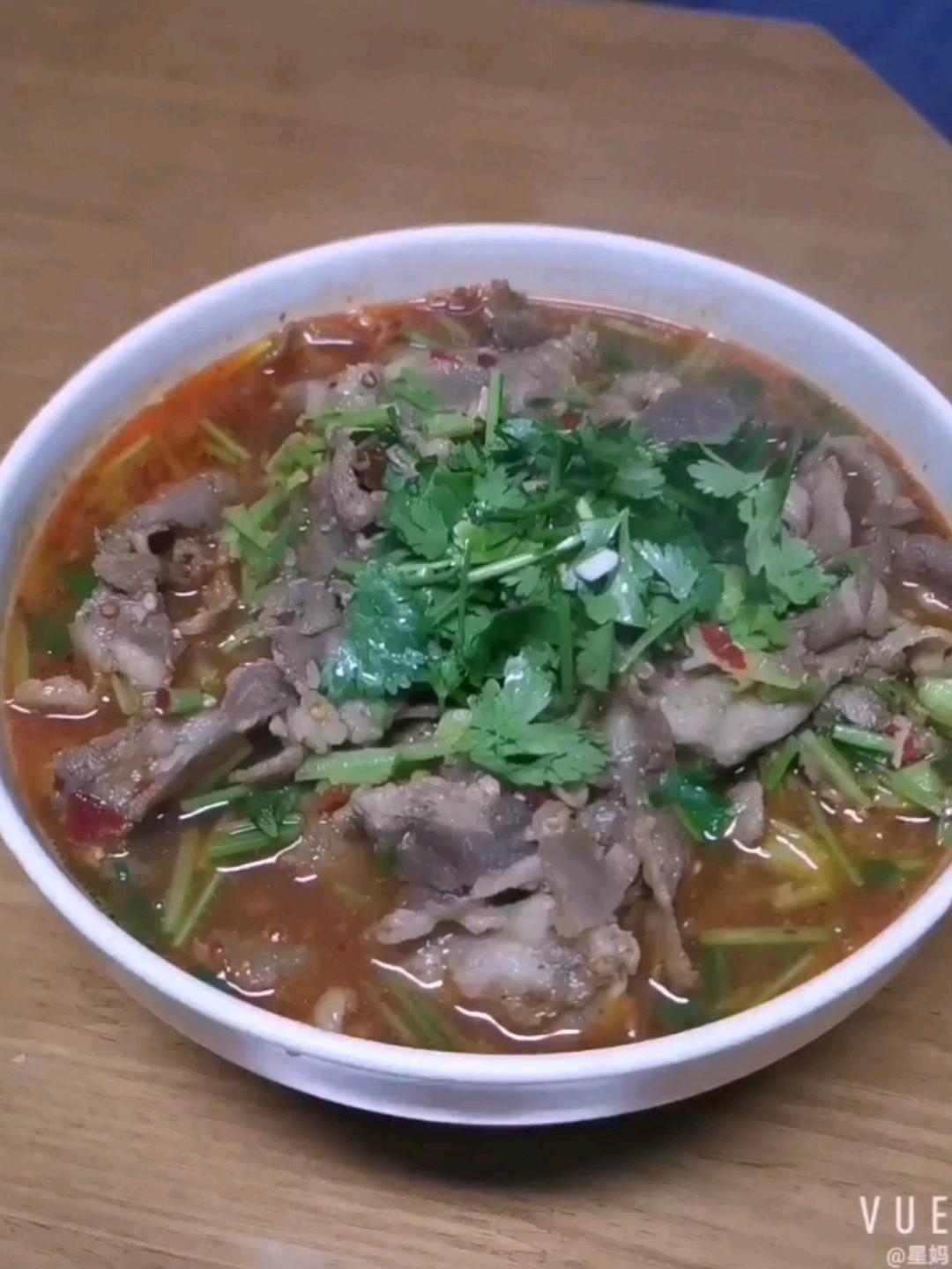 肥牛粉絲煲的做法-香辣味煮菜譜