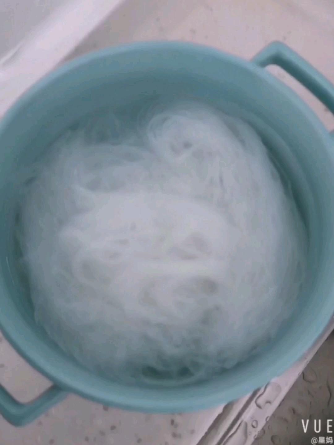 肥牛粉絲煲的做法-香辣味煮菜譜