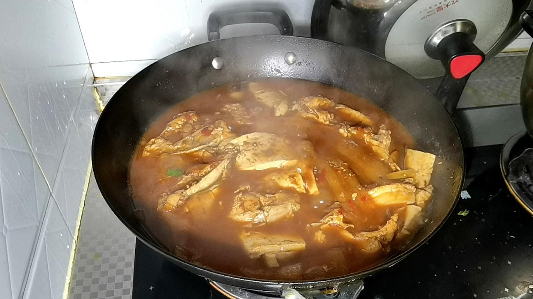 家常侉燉魚，草魚最入味的烹飪方法的做法-咸鮮味燉菜譜