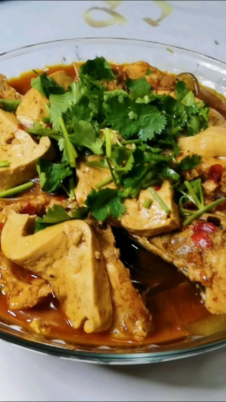 家常侉燉魚，草魚最入味的烹飪方法的做法-咸鮮味燉菜譜