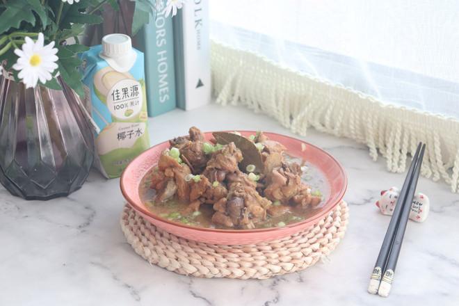 椰汁燉雞︱簡單上手鮮美多汁的做法-家常味燉菜譜