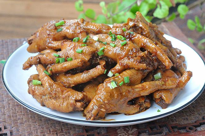 電飯鍋雞爪煲的做法-咸鮮味燒菜譜