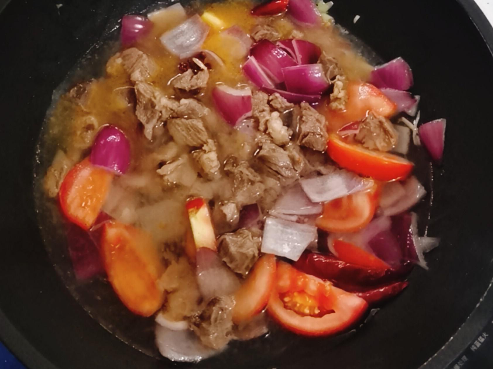 番茄紅燴牛肉的做法-茄汁味燴菜譜