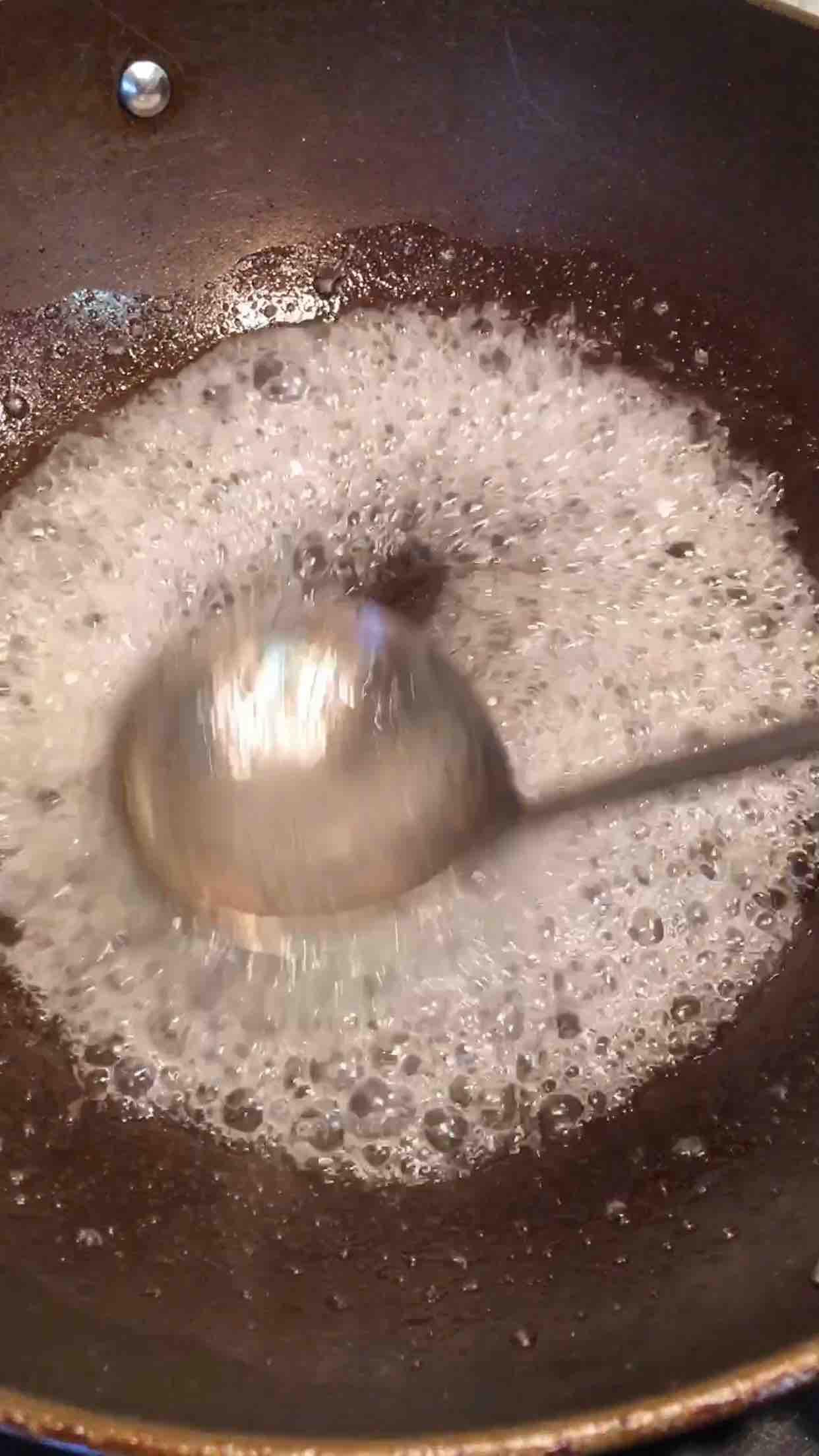 醬鹵牛窩骨的做法-香辣味煮菜譜