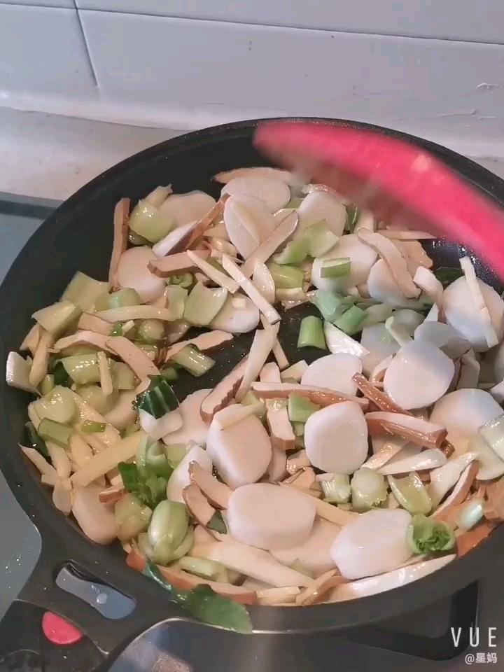 冬筍豆腐干炒年糕的做法-家常味炒菜譜-易網健康養生網 冬筍豆腐干炒年糕的做法-家常味炒菜譜