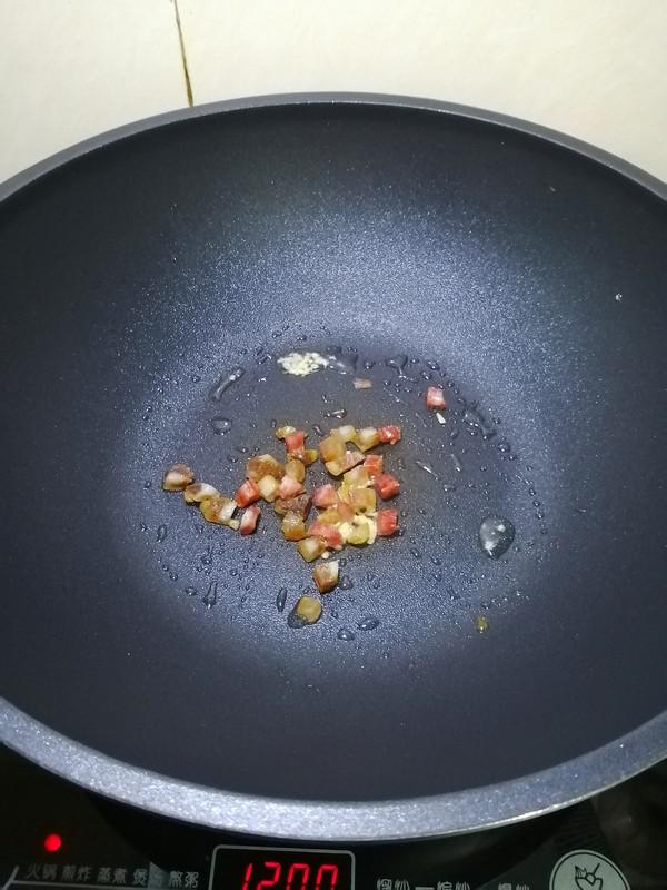 家鄉(xiāng)的美食~~臘肉腌菜炒飯的做法-家常味炒菜譜