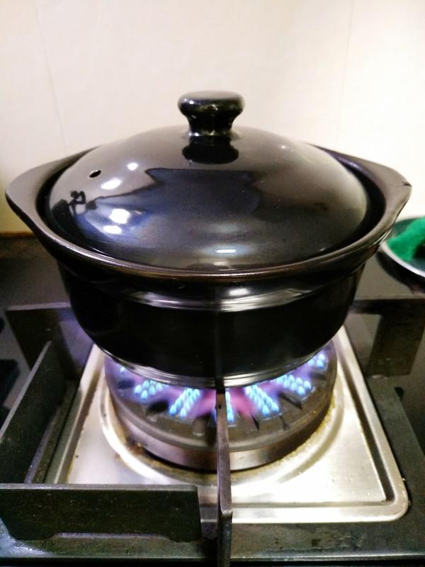 家鄉的美食~~臘肉大暑煲的做法-家常味煲菜譜