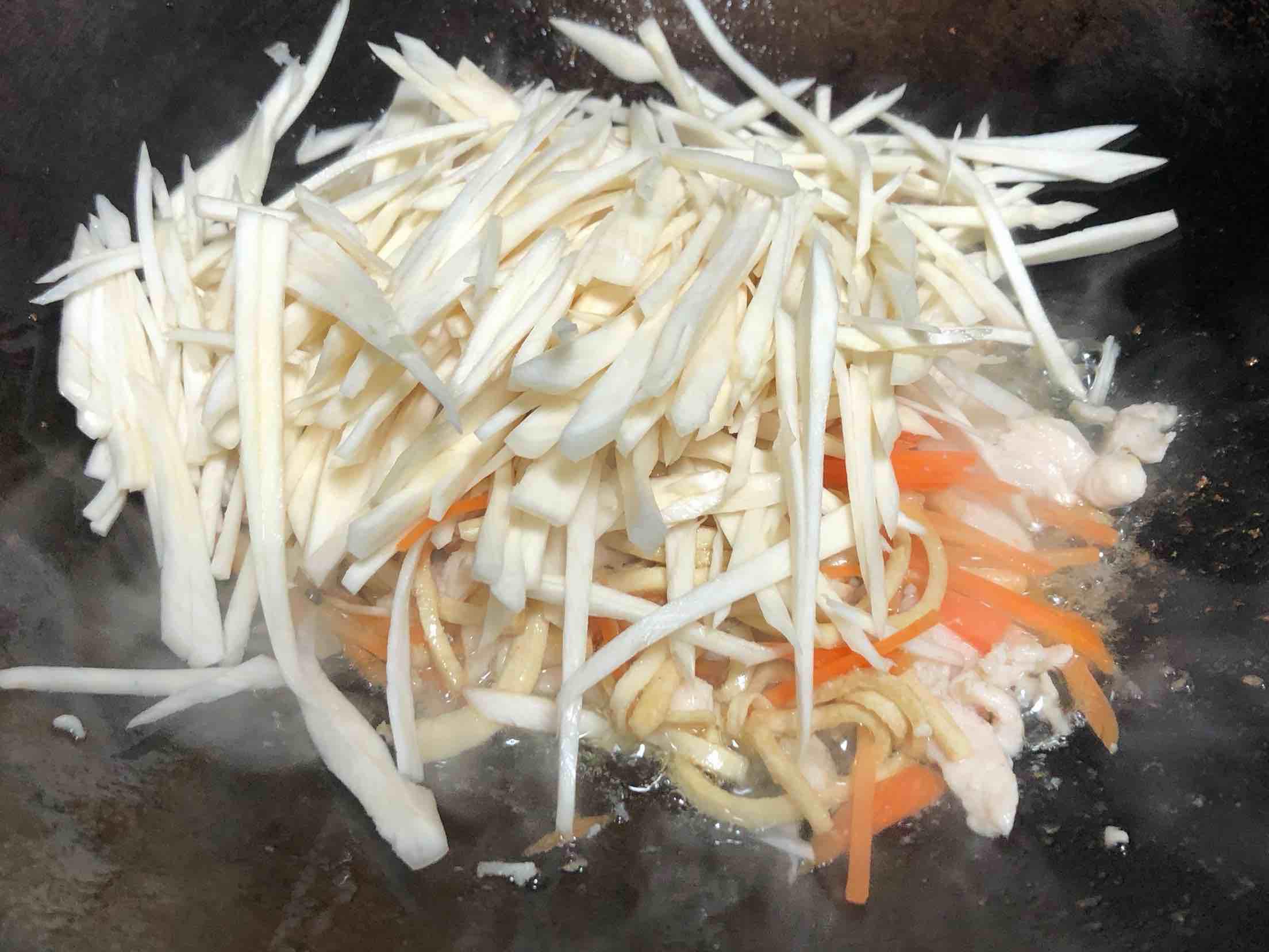 茭瓜炒雞絲的做法-家常味炒菜譜