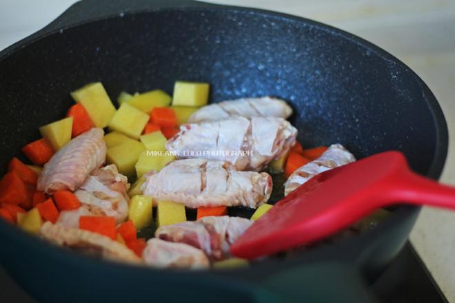 廚房小白也能輕松get的咖喱雞翅的做法-咖喱味炒菜譜