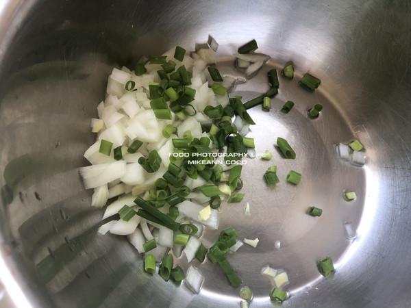 香嫩炒豬肝的做法-家常味炒菜譜-易網(wǎng)健康養(yǎng)生網(wǎng) 香嫩炒豬肝的做法-家常味炒菜譜