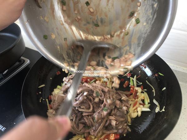 香嫩炒豬肝的做法-家常味炒菜譜-易網(wǎng)健康養(yǎng)生網(wǎng) 香嫩炒豬肝的做法-家常味炒菜譜