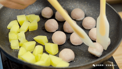 圣誕荔枝肉  寶寶輔食食譜的做法-家常味烙菜譜