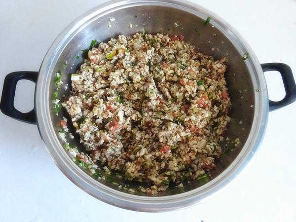 一口就讓食欲大開的香菇豬肉蒸餃的做法-咸鮮味蒸菜譜