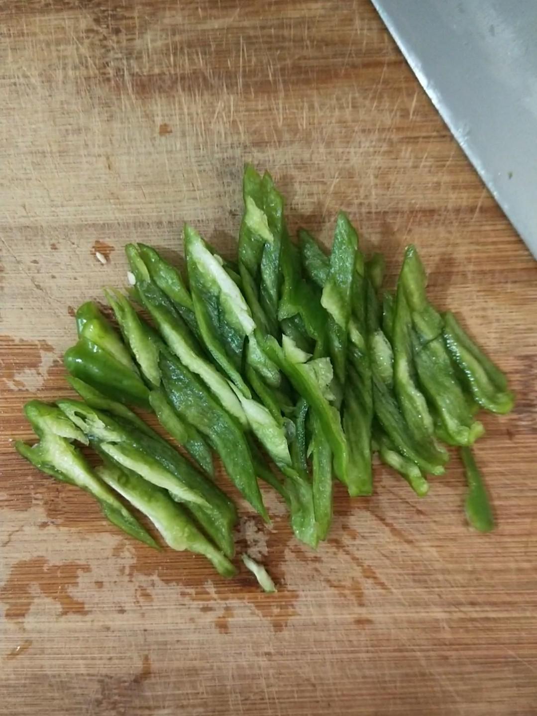 素炒海鮮菇的做法-家常味炒菜譜-易網<a href=http://m.henggaotouzi.com/ target=_blank class=infotextkey>健康養生</a>網 素炒海鮮菇的做法-家常味炒菜譜