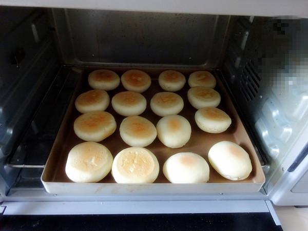 香甜營養(yǎng)又頂飽，老少皆宜的牛奶雞蛋餅的做法-奶香味烤菜譜