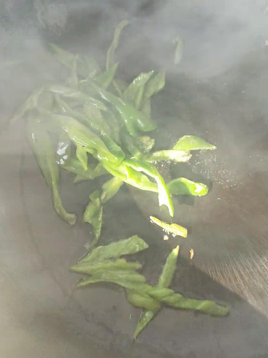 素炒海鮮菇的做法-家常味炒菜譜-易網健康養生網 素炒海鮮菇的做法-家常味炒菜譜