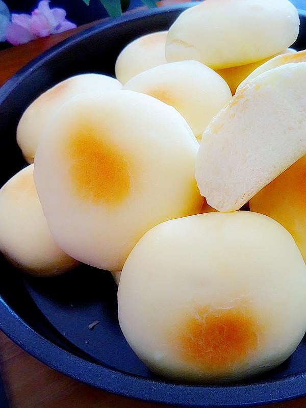 香甜營養(yǎng)又頂飽，老少皆宜的牛奶雞蛋餅的做法-奶香味烤菜譜