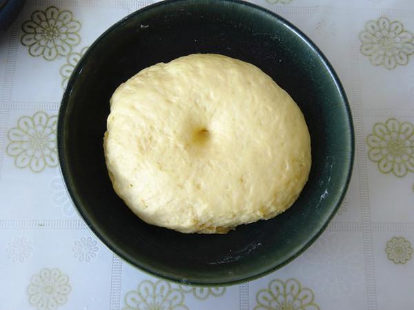 香甜營養(yǎng)又頂飽，老少皆宜的牛奶雞蛋餅的做法-奶香味烤菜譜