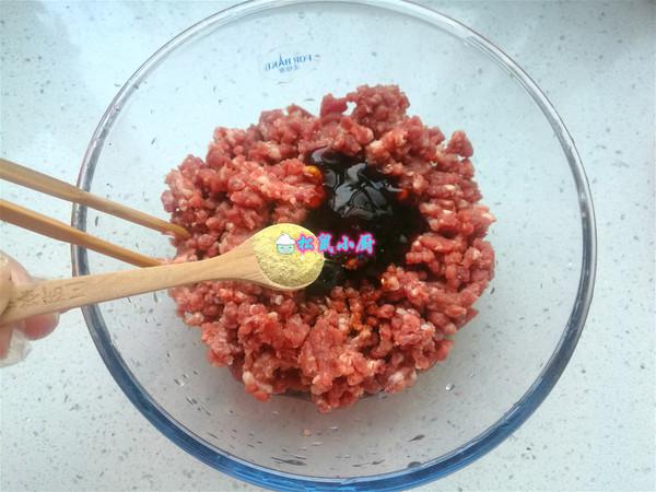 #冬至大如年#一口一個(gè)，焦脆鮮香的牛肉丸子的做法-家常味炸菜譜