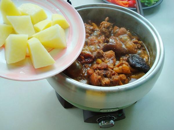 黃燜雞的做法-醬香味燒菜譜