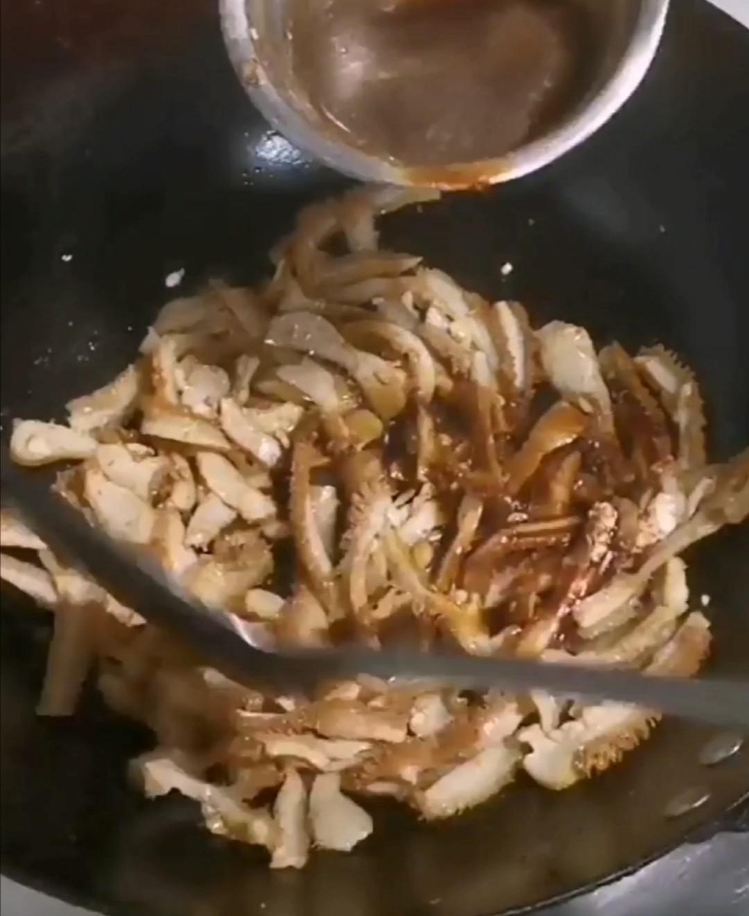 拌炒牛肚的做法-家常味炒菜譜