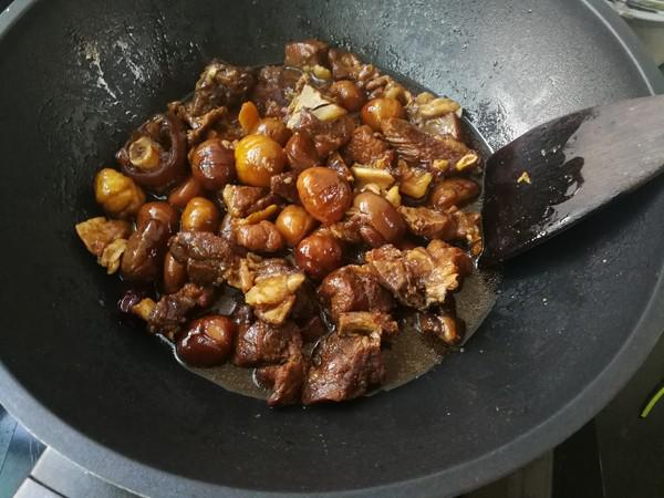#冬至大如年#五香栗子燜羊肉的做法-家常味燜菜譜
