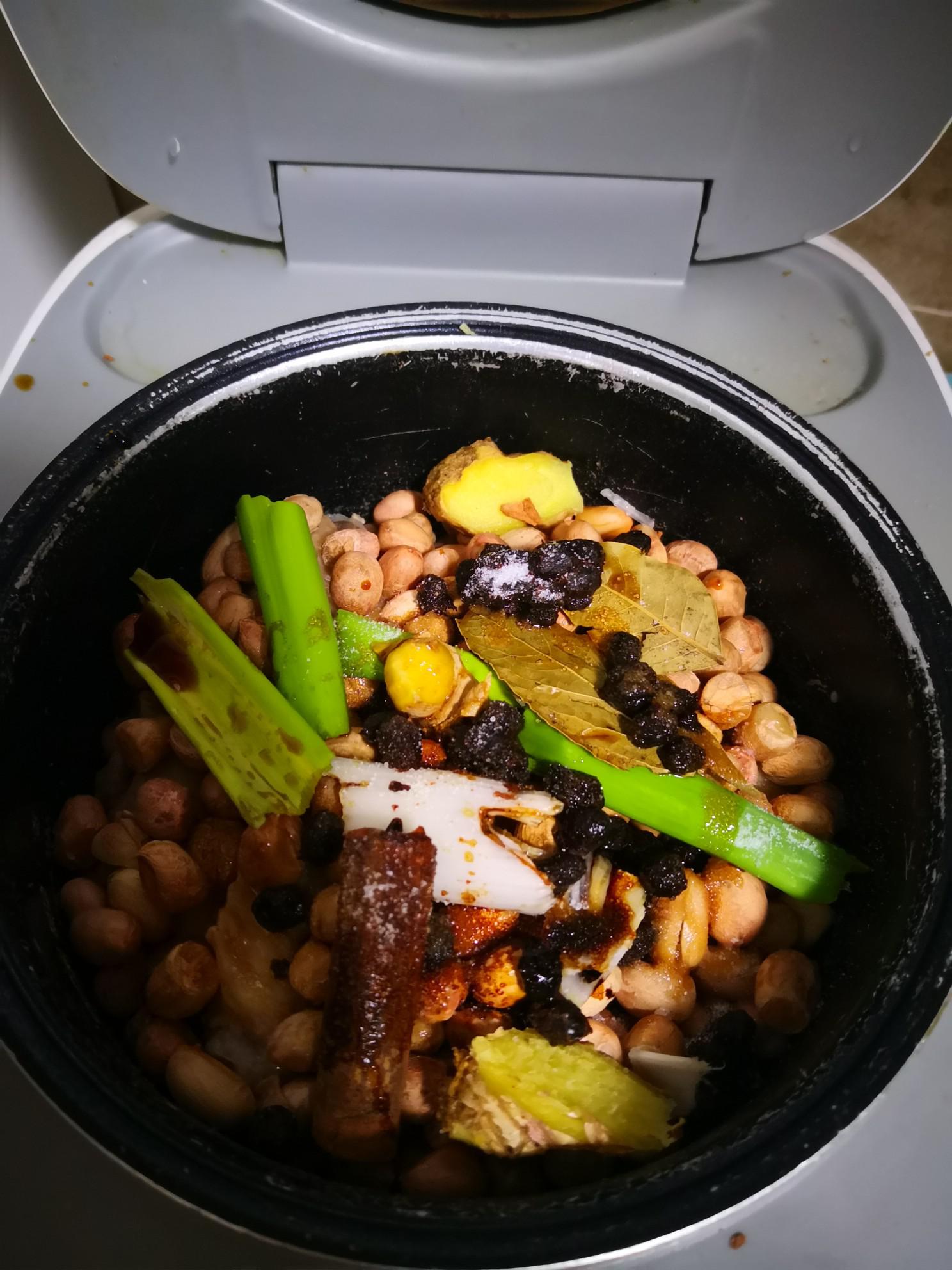 雞翅醬花生米的做法-醬香味醬菜譜