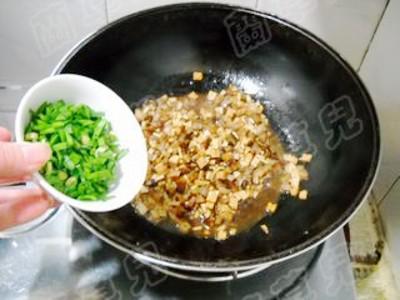 烤肉豆皮的做法-家常味煎菜譜-易網健康養生網 烤肉豆皮的做法-家常味煎菜譜