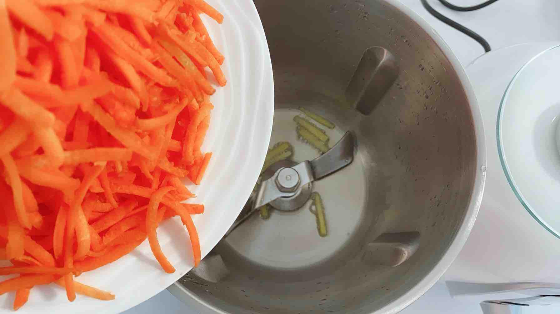 清炒胡蘿卜絲、簡(jiǎn)單美味快手家常菜的做法-家常味炒菜譜