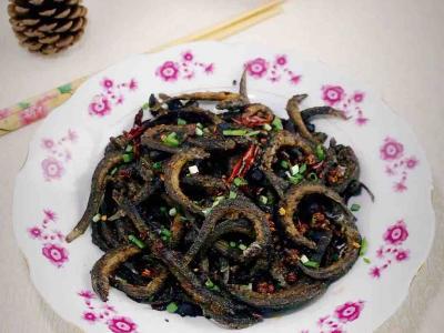 豆豉干煸泥鰍的做法-麻辣味干煸菜譜