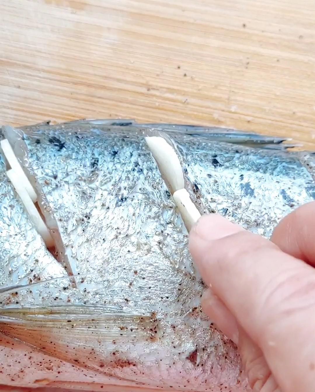 地中海風味烤魚的做法-其它口味烤菜譜