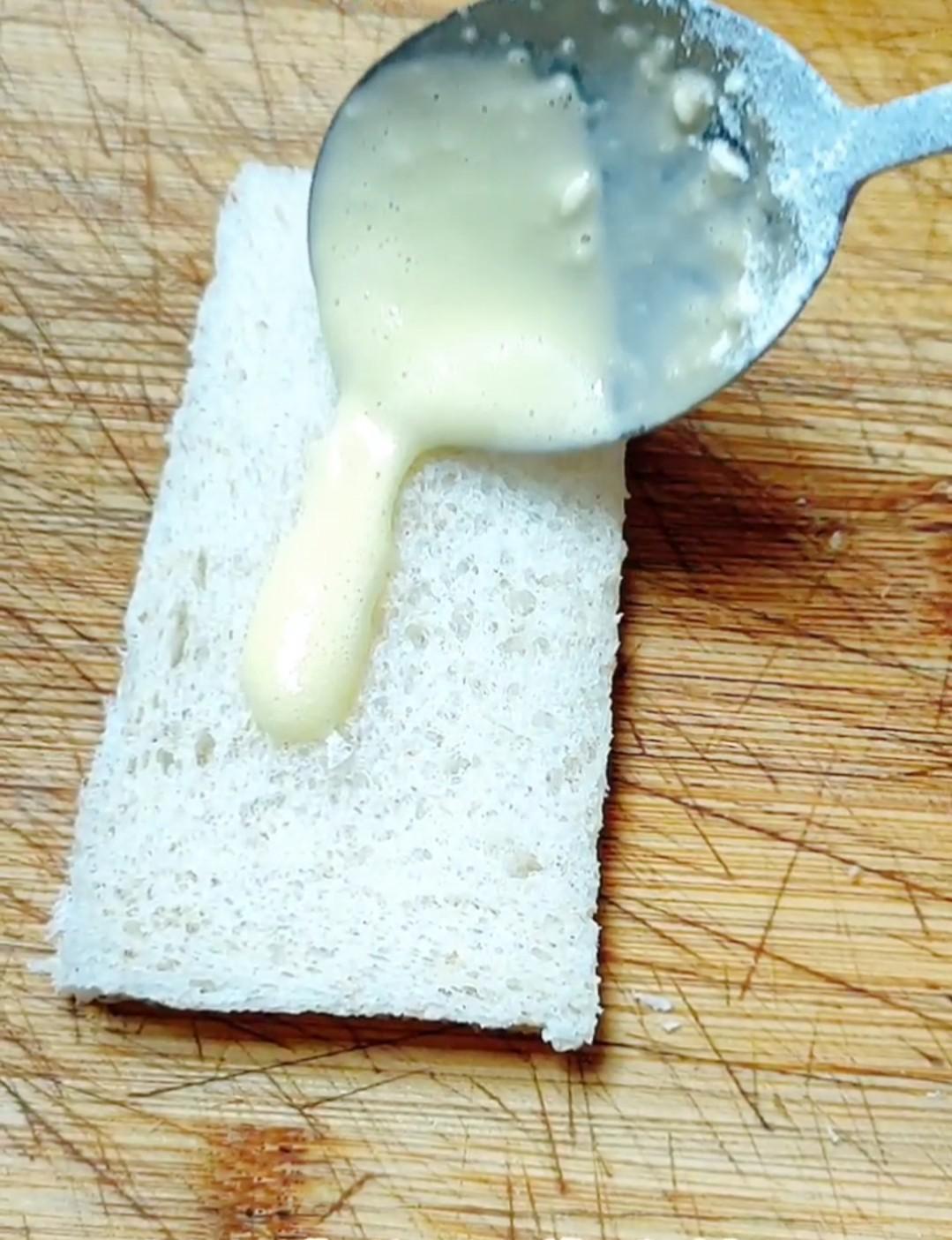 三彩大蝦的做法-家常味炸菜譜