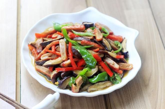 香菇炒蟹排的做法-家常味炒菜譜-易網健康養生網 香菇炒蟹排的做法-家常味炒菜譜